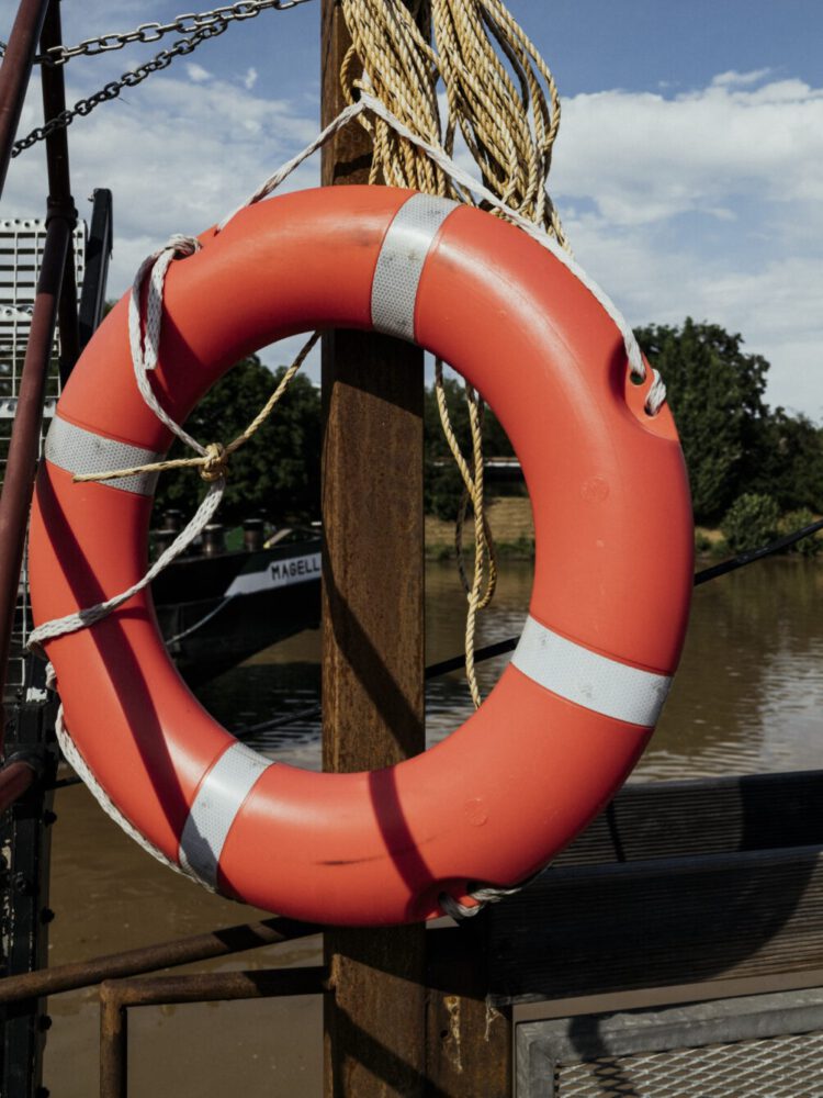 Symbolbild für Lost & Found bei Fridas Pier – Kontakt zum Fundbüro für verlorene Gegenstände